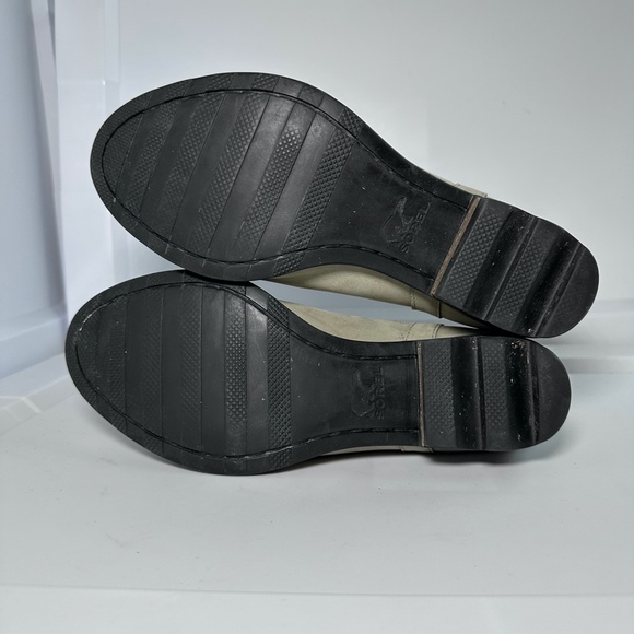 SOREL Women Lolla Cut Out Bootie Oatmeal Tan Taupe Ankle Outdoor Leather 9.5 - Picture 6 of 8